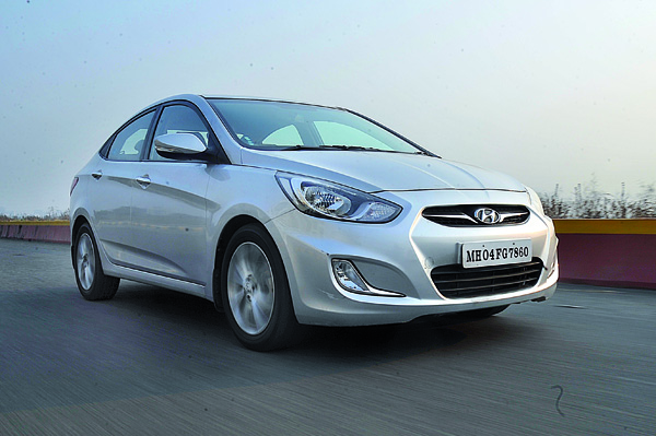Renault Scala vs Ford Fiesta vs Skoda Rapid vs Hyundai Verna vs Honda City - Image 1